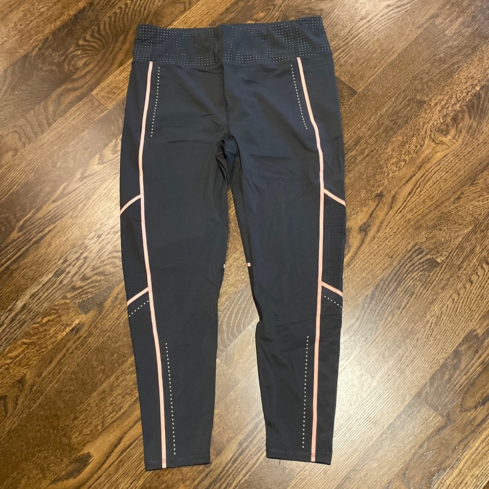 Sweaty Betty Zero Gravity